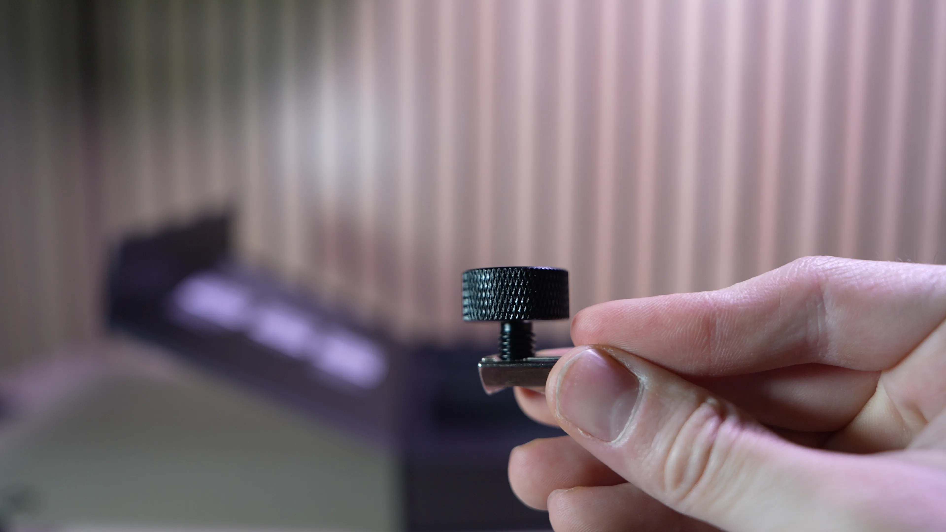 Adaptateur M8 pour fixation sur profilé aluminium
