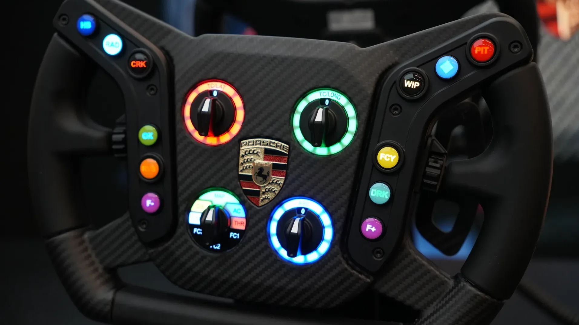 La Porsche 911 GT3 R Evo de VPG, tirée du volant de la vraie voiture. Disponible depuis le 16 octobre, à 1 299 £ HT.