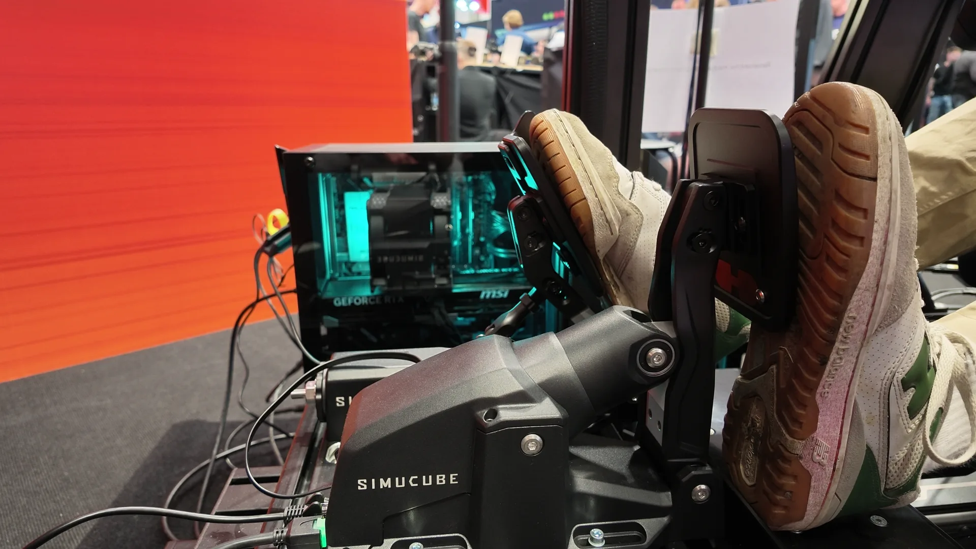 Mon essai sur le stand, avec la Sport au frein. Pour l'instant, je n'ai pas senti de différence avec mes ActivePedal.