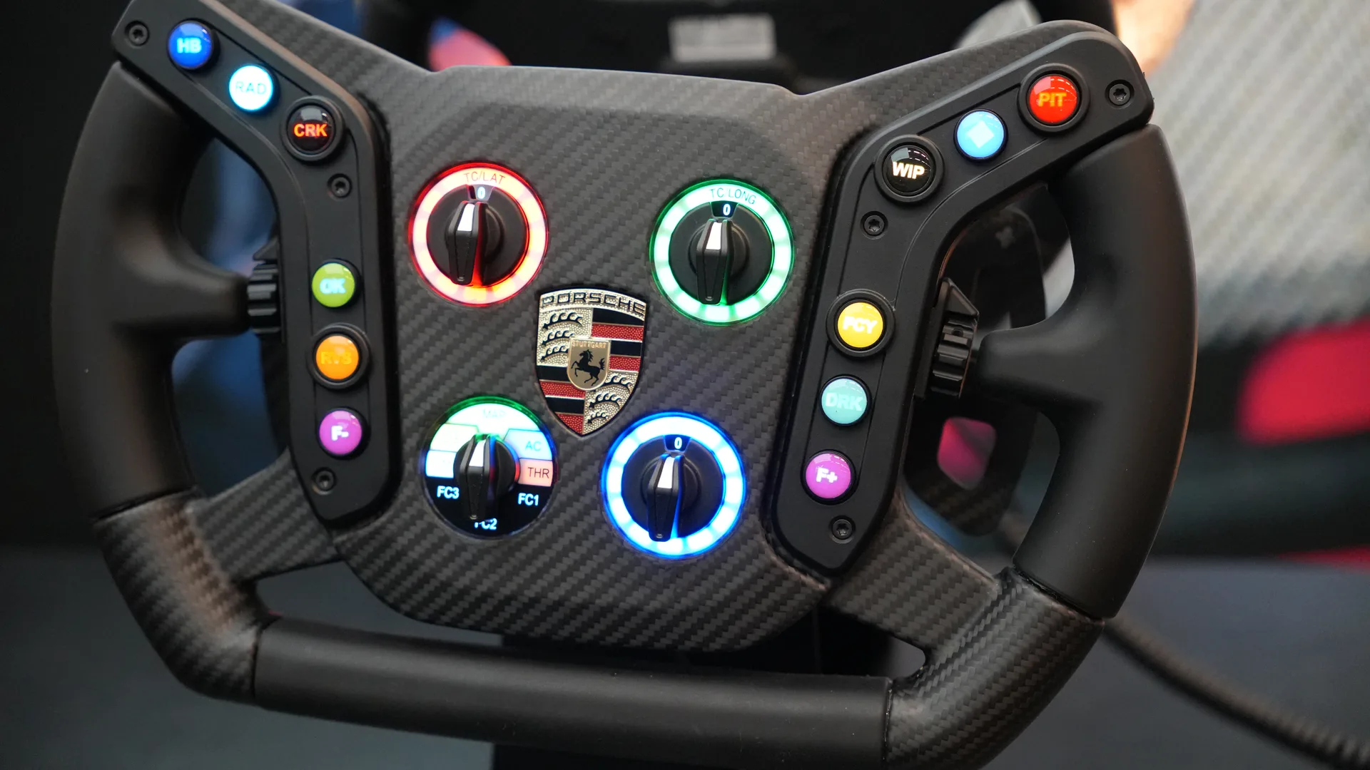 La Porsche 911 GT3 R Evo de VPG, tirée du volant de la vraie voiture. C'est cette philosophie, et l'histoire qui va avec, qui me touche.