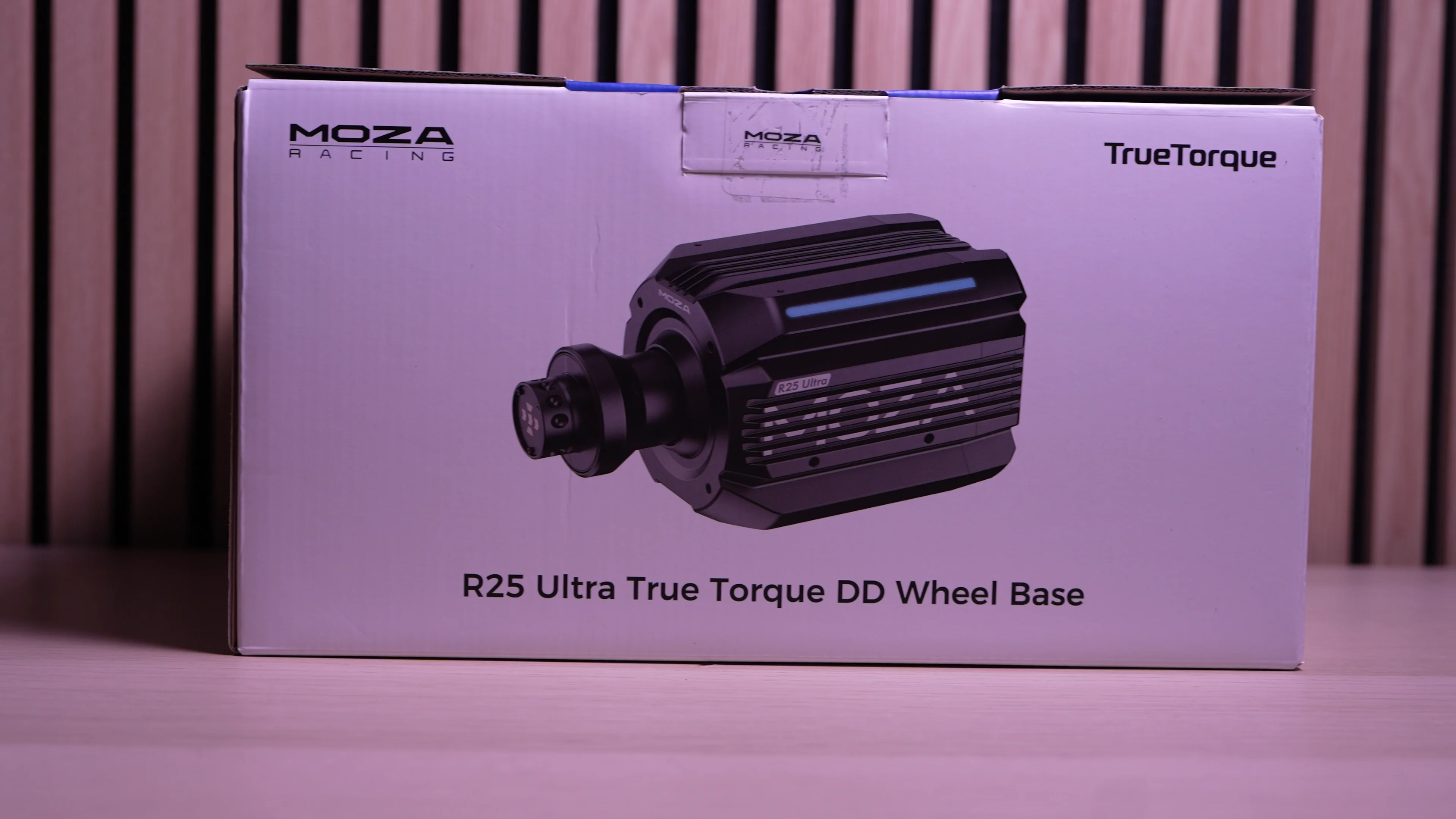 Le packaging de la MOZA R25 Ultra True Torque