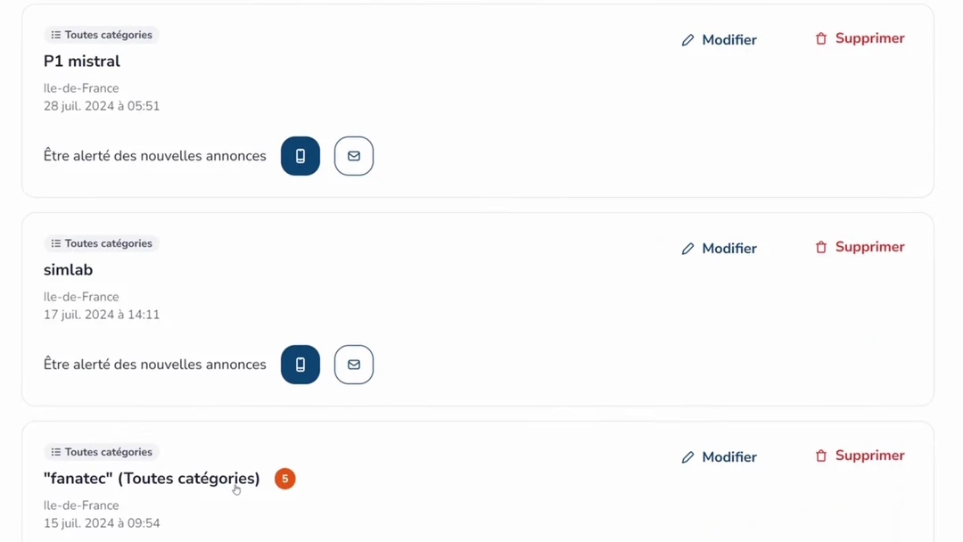 Mes alertes Leboncoin de l'époque : chaque recherche sauvegardée prévient par notification ou par mail. Sur l'occasion, c'est souvent le premier qui répond qui l'emporte.