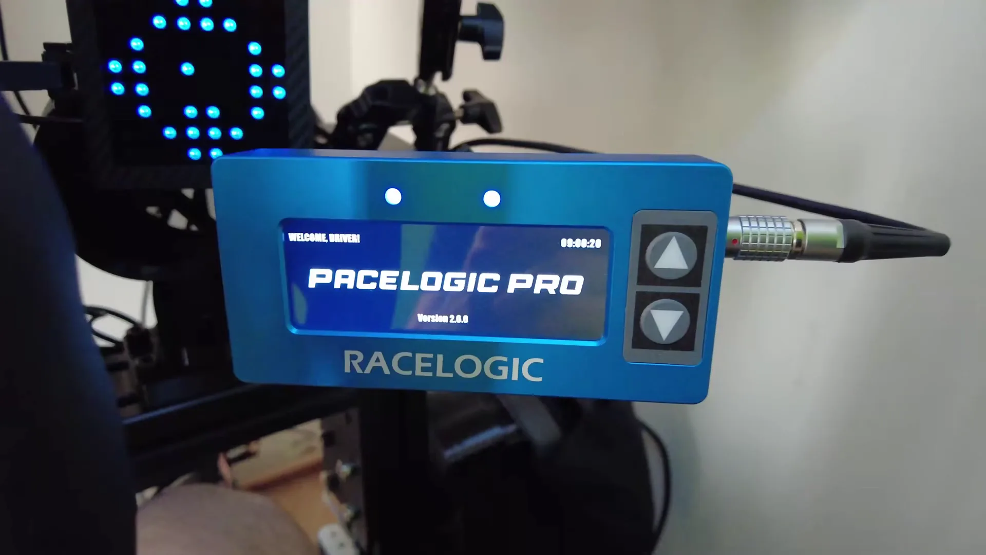 Ma réplique de chrono Racelogic, de chez Simpush, avec le dashboard Pacelogic Pro de Full Pace Simracing. Pour SimHub, c'est un écran VoCore.