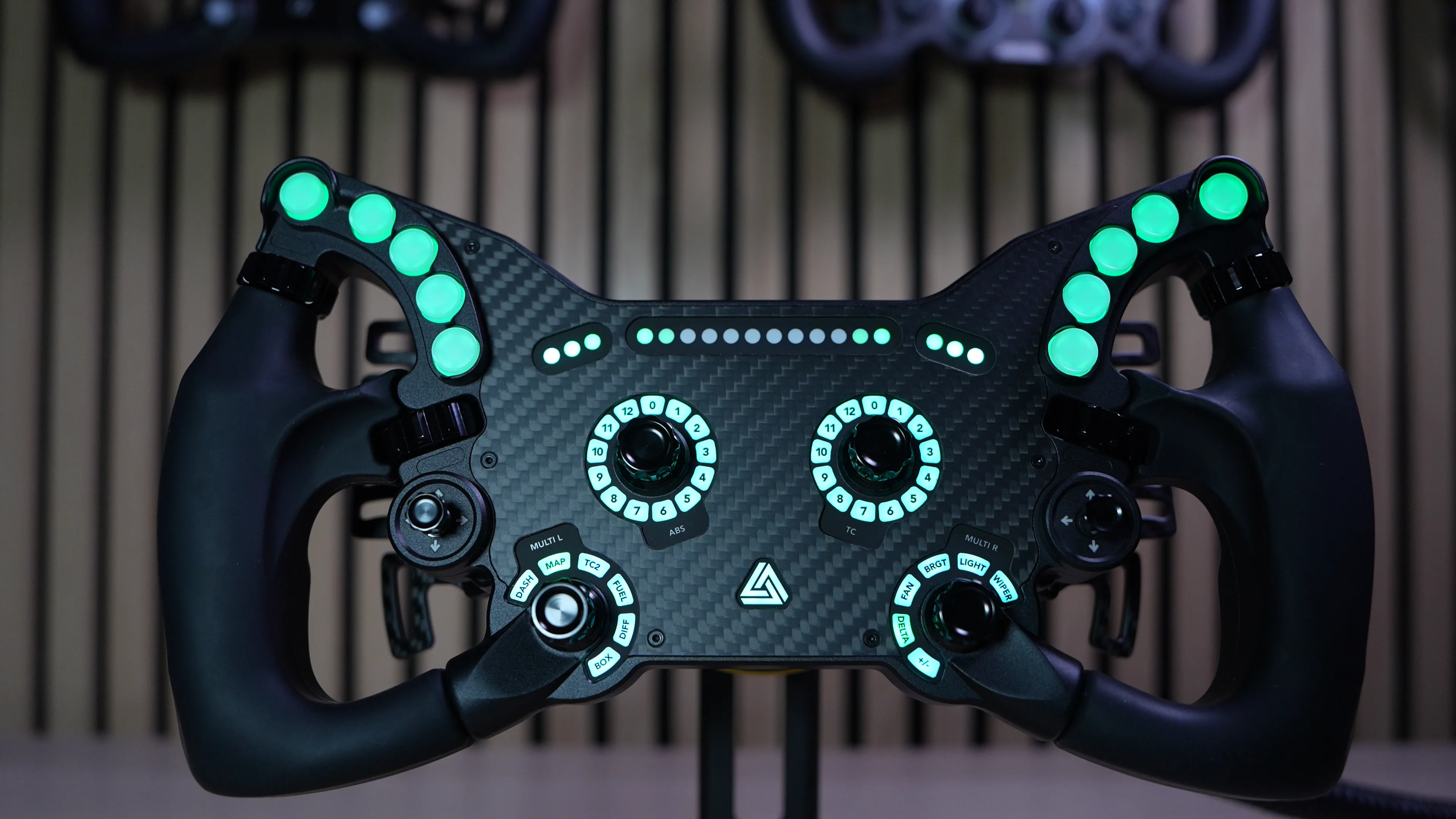 Delta PULSE vu de face, LEDs teal allumées