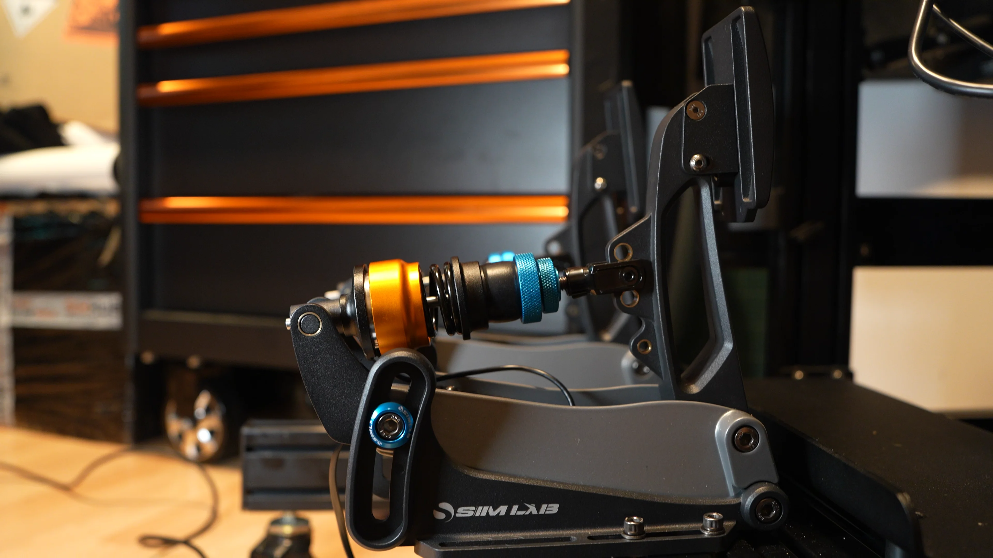 Vue de profil du frein avec le système load cell et bague de précharge